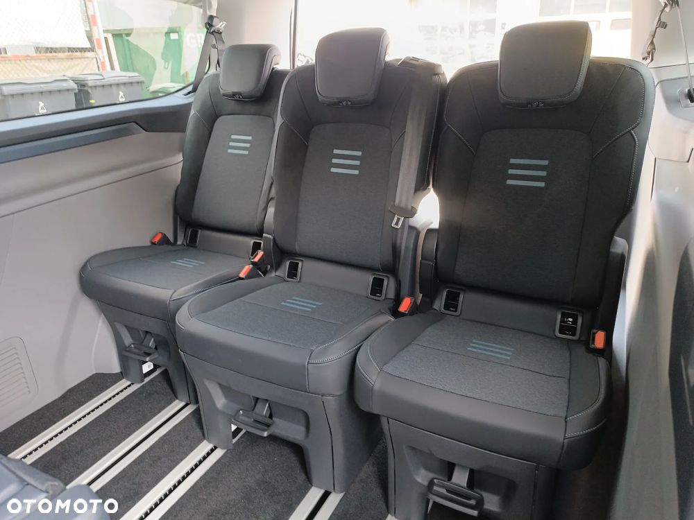 Ford Tourneo Custom 2.0 EcoBlue L2 Titanium SelectShift - 29
