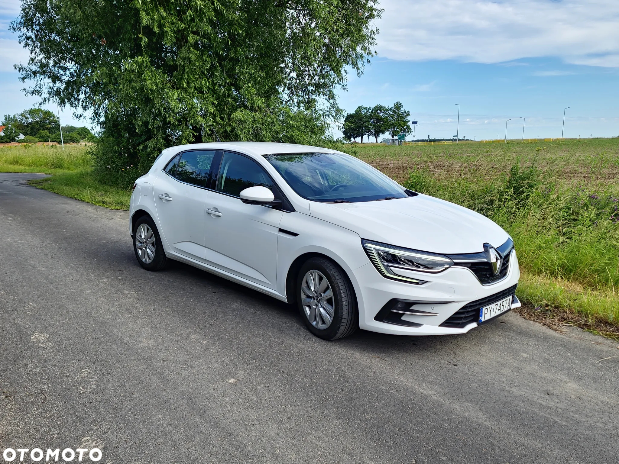 Renault Megane 1.5 Blue dCi Intens - 8