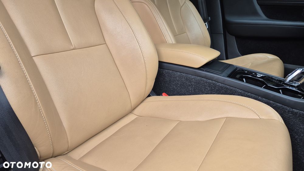Volvo XC 40 D3 Geartronic Inscription - 24