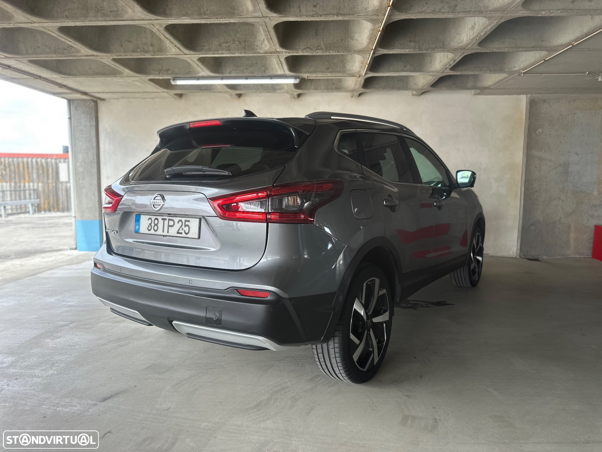 Nissan Qashqai 1.6 dCi Tekna Premium - 4
