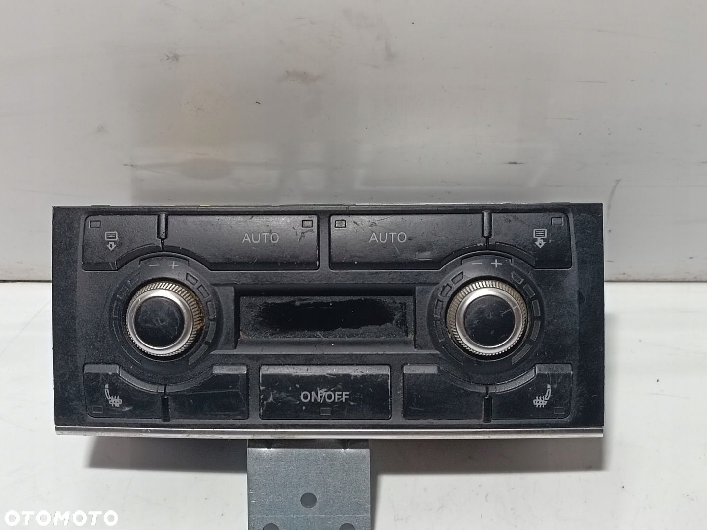PANEL KLIMATYZACJI AUDI A8 D3 4E0919158A - 1
