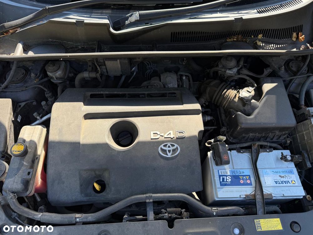Toyota RAV4 - 18