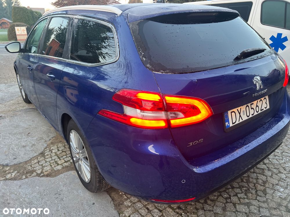 Peugeot 308 BlueHDi 130 EAT6 Stop & Start Active - 6