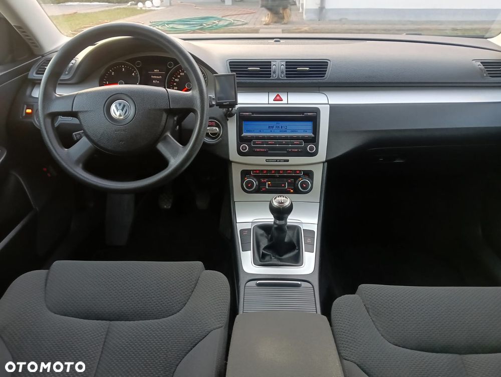Volkswagen Passat - 6