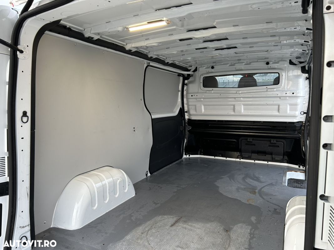 Opel Vivaro L2H1 - 21