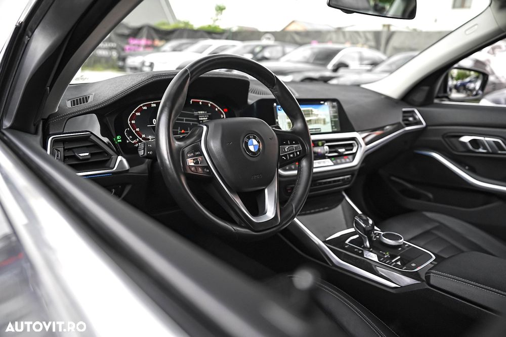 BMW Seria 3 330e Aut. Luxury Line - 21