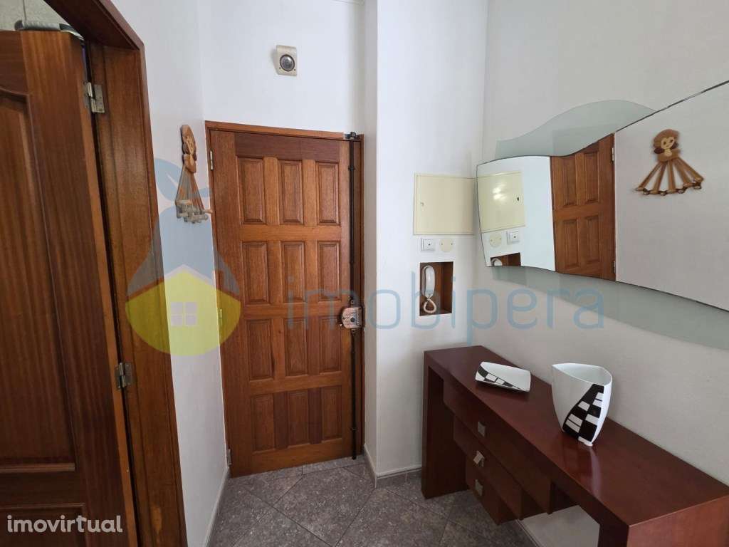 Apartamento T1 Remodelado - Vista Mar - A 2 Passos da Praia em Arma... - Grande imagem: 2/18