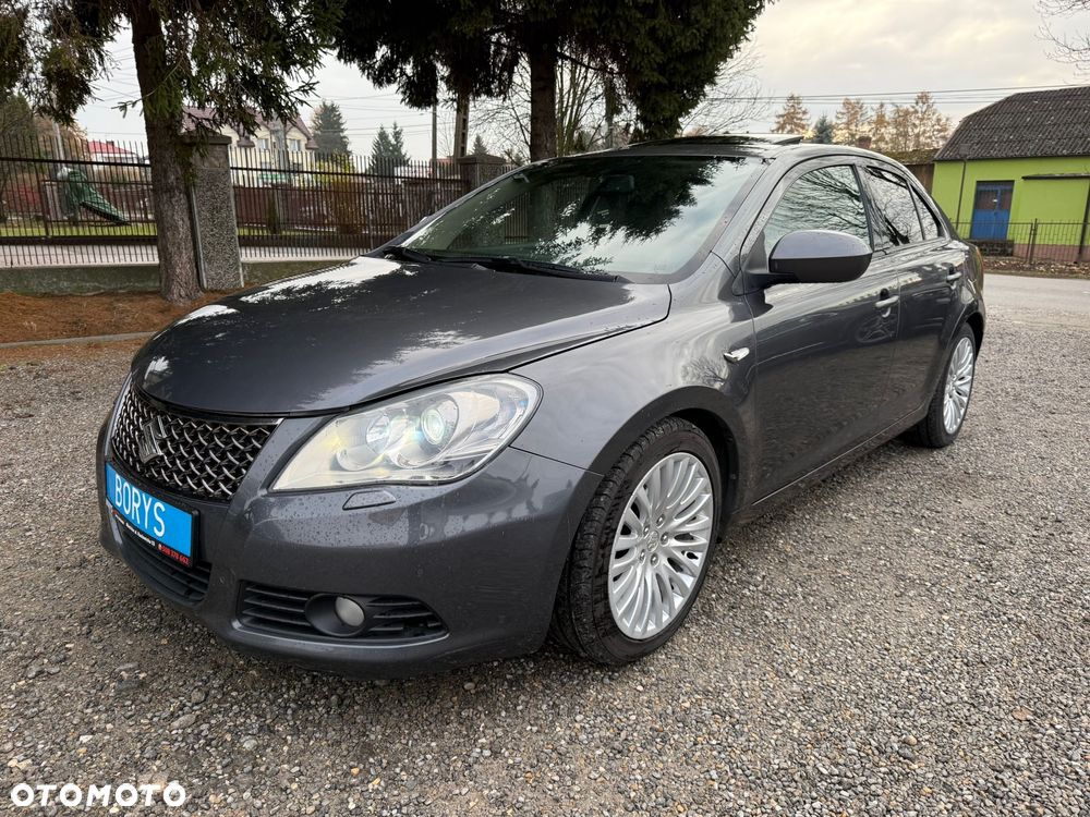 Suzuki Kizashi 2.4 Sport 4WD CVT - 9