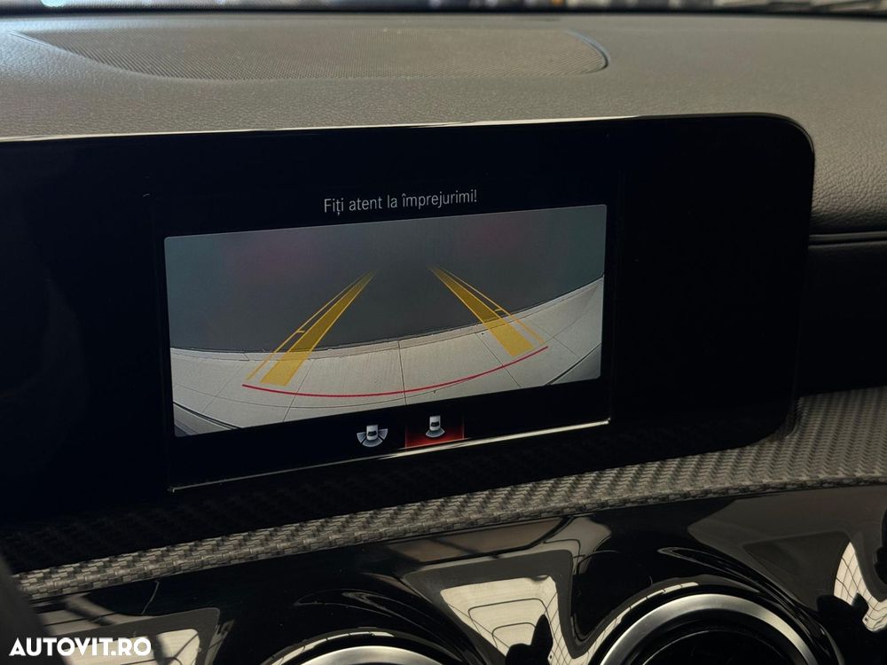 Mercedes-Benz CLA 180 - 12