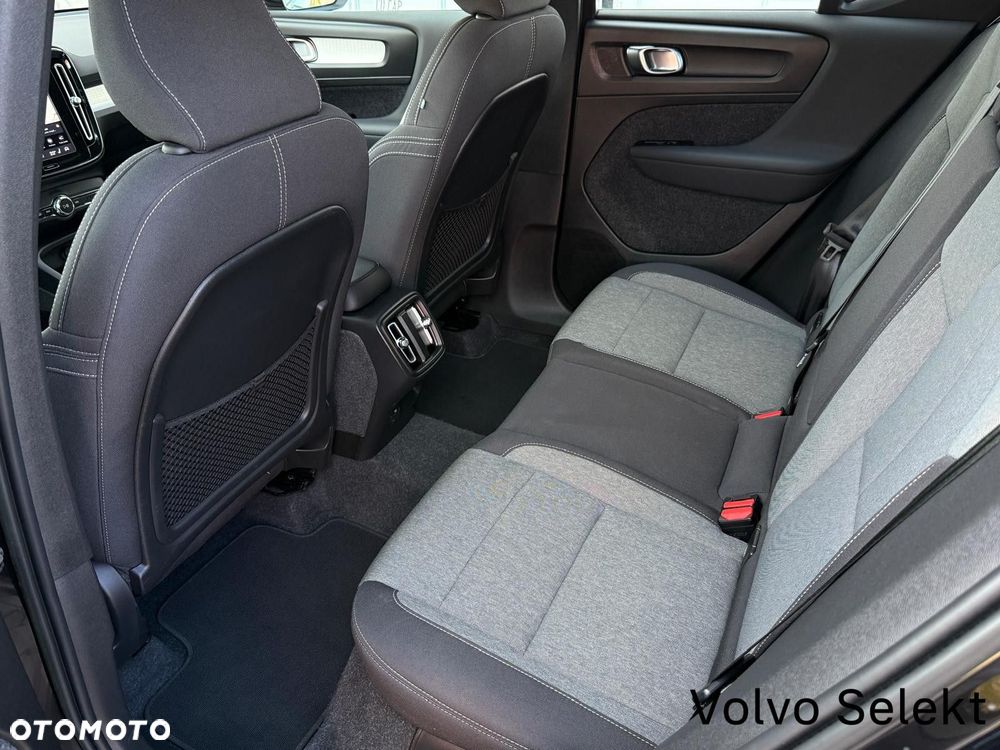 Volvo XC 40 B3 Core - 25