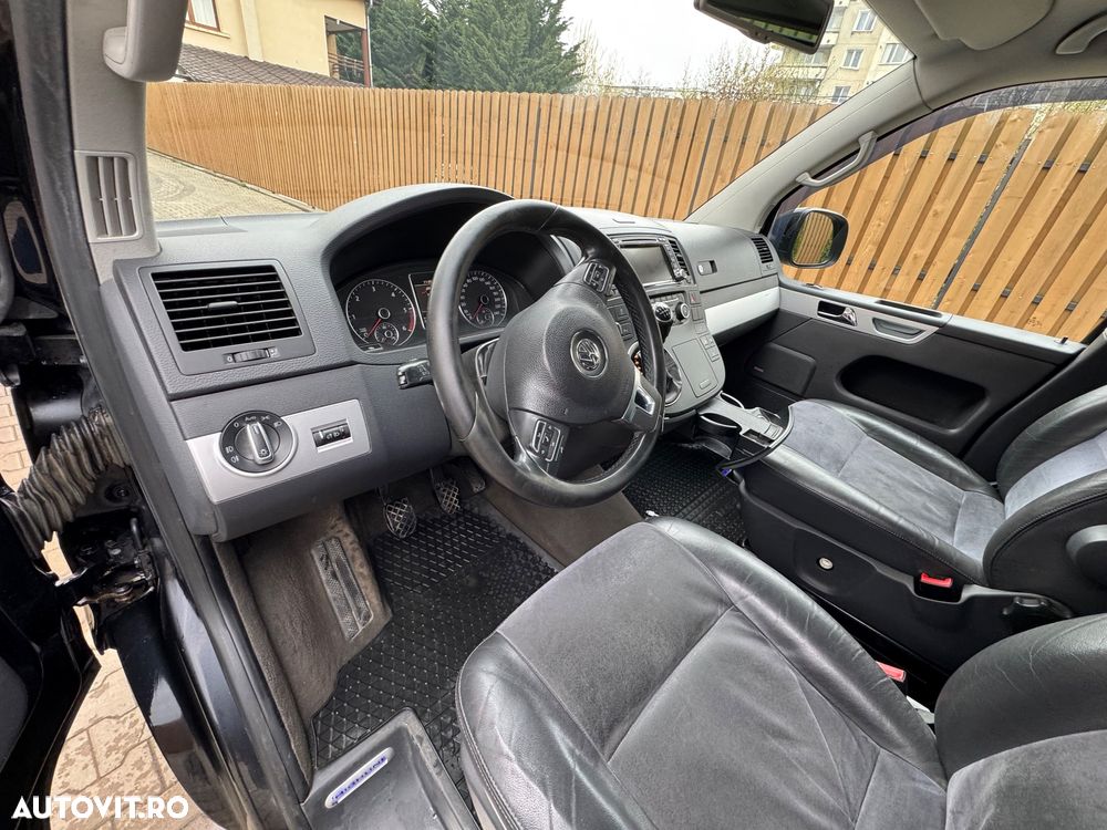 Volkswagen Multivan - 9