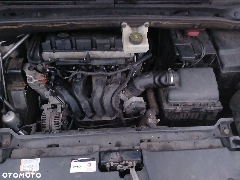 Citroën C4 Picasso 1.8i Impress - 27