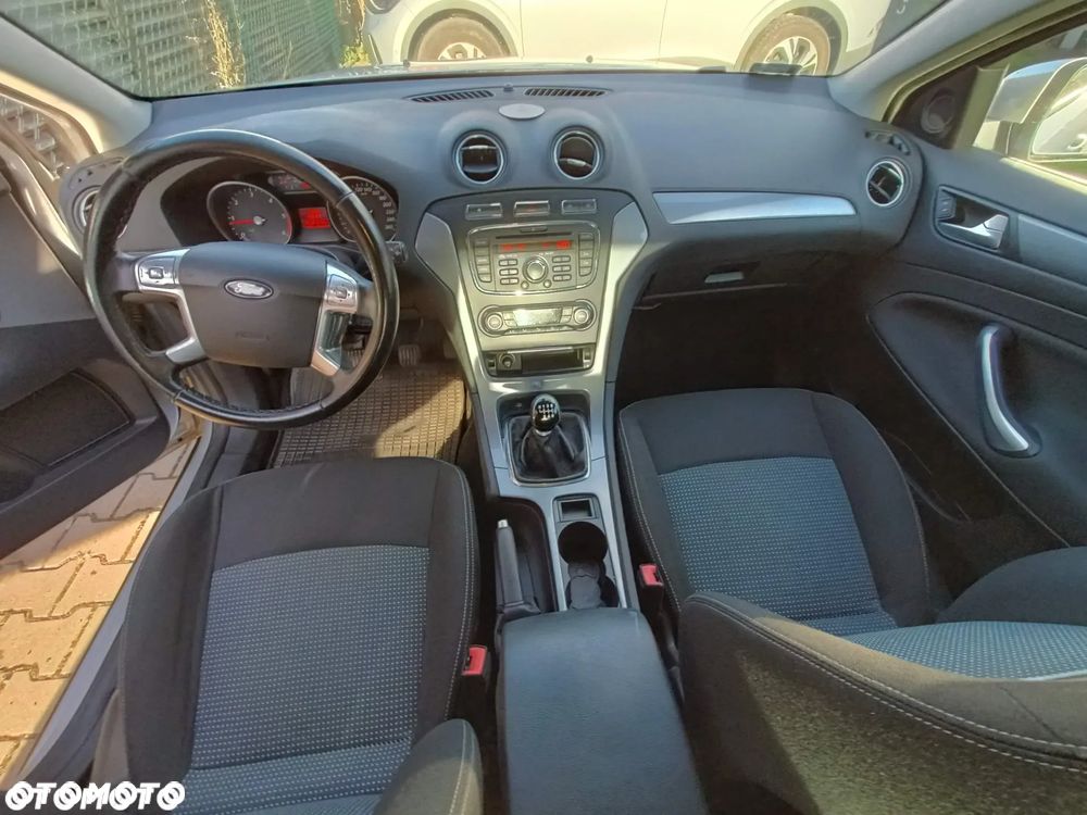 Ford Mondeo 1.6 TDCi Platinium X Plus (Titanium) - 5