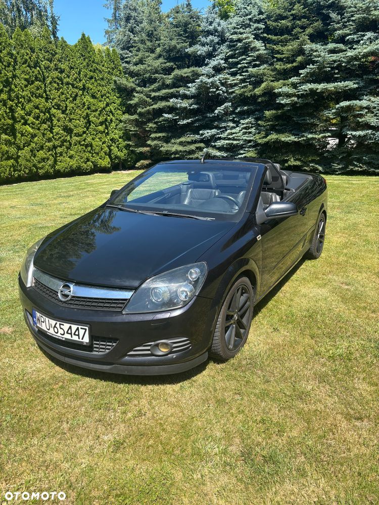 Opel Astra 2.0 T Cosmo - 1