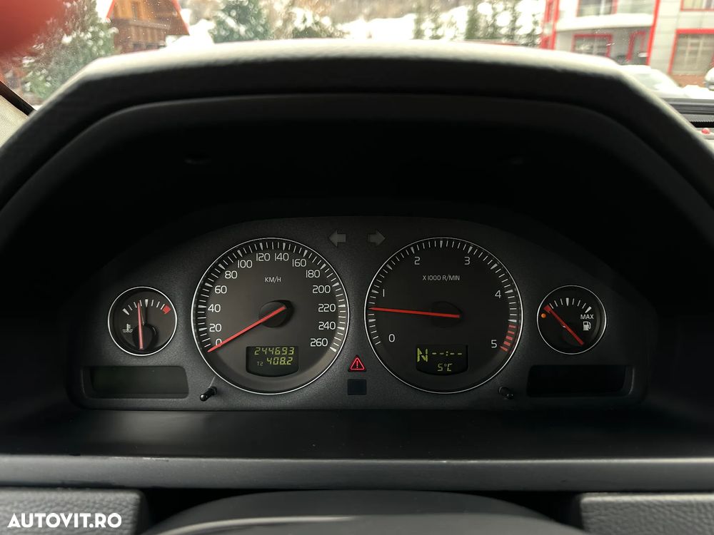 Volvo XC 90 2.4 D Aut. 7 locuri - 24