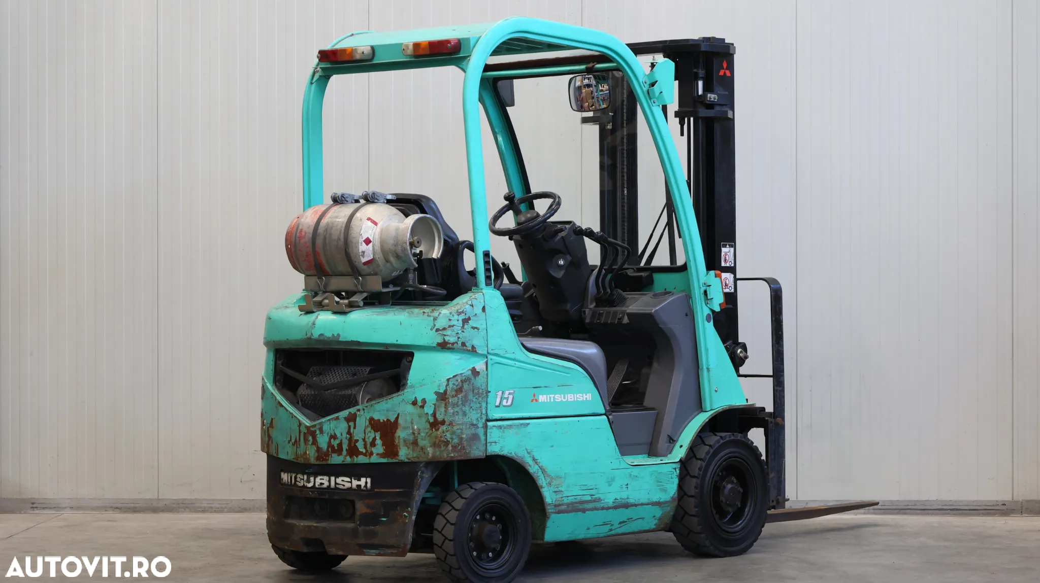 Mitsubishi FG15N - 3