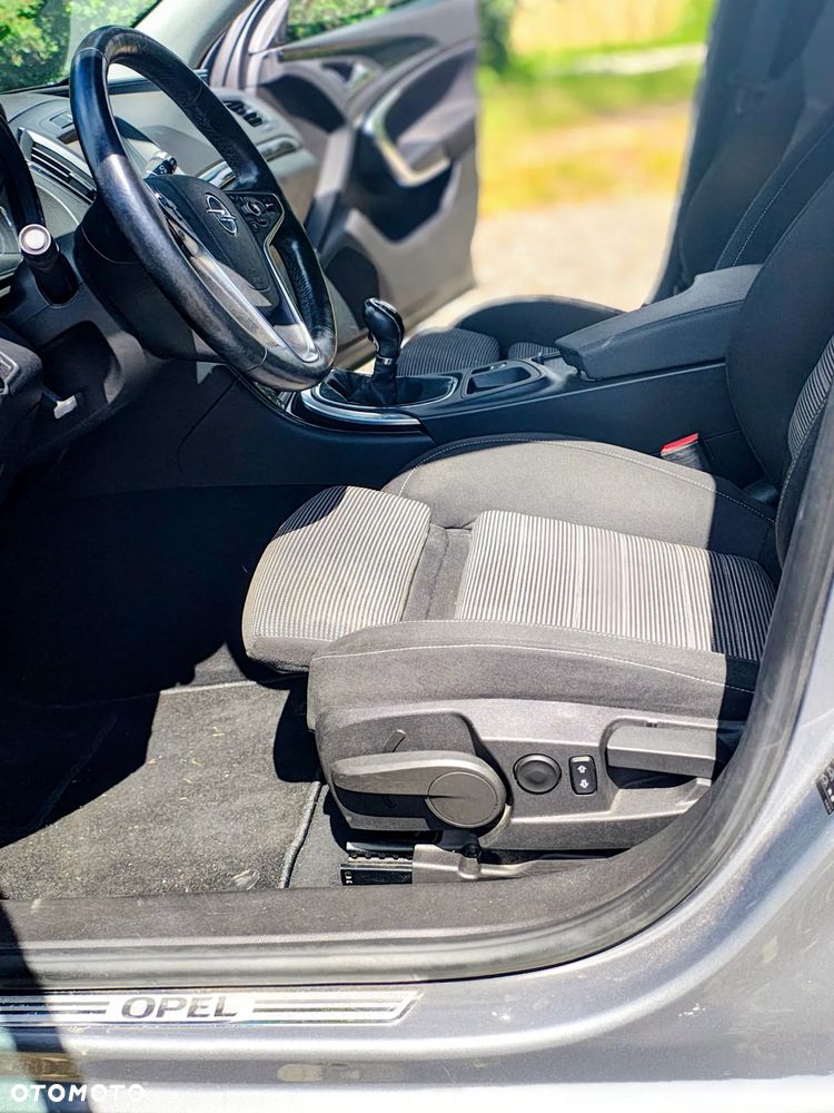 Opel Insignia - 18