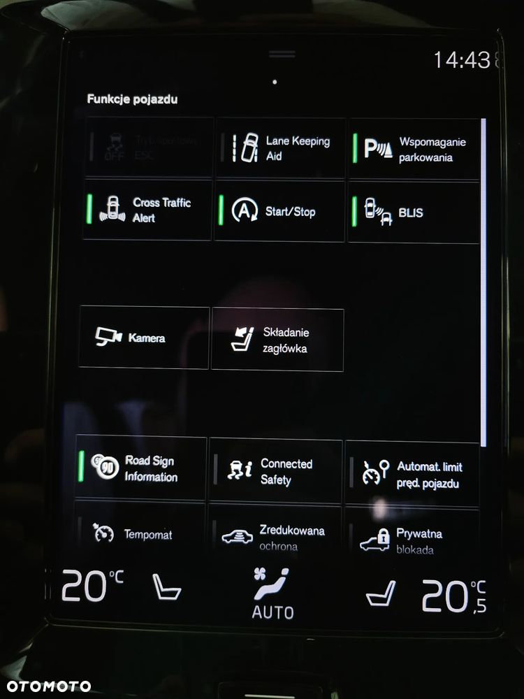 Volvo V60 B4 D Momentum - 34