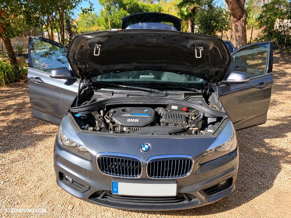 BMW 225xe Active Tourer - 10