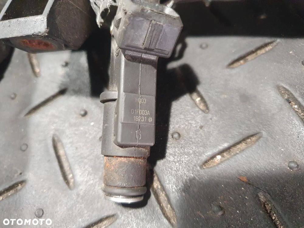 PEUGEOT CITROEN 2.0 Wtryskiwacz paliwa 01F003A WTRYSK BENZYNA 206 307 406 407 607 806 807 Expert C4 C5 C8 Evasion Jumpy Xsara POSIADAM 3 SZT - 3