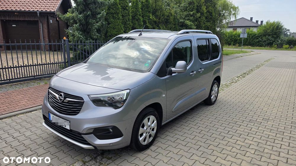 Opel Combo 1.5 D Start/Stop Ultimate - 1