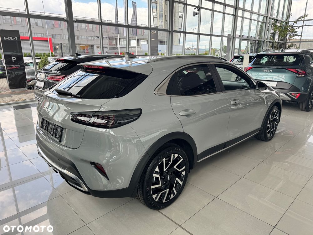 Kia XCeed 1.5 T-GDI L DCT - 4
