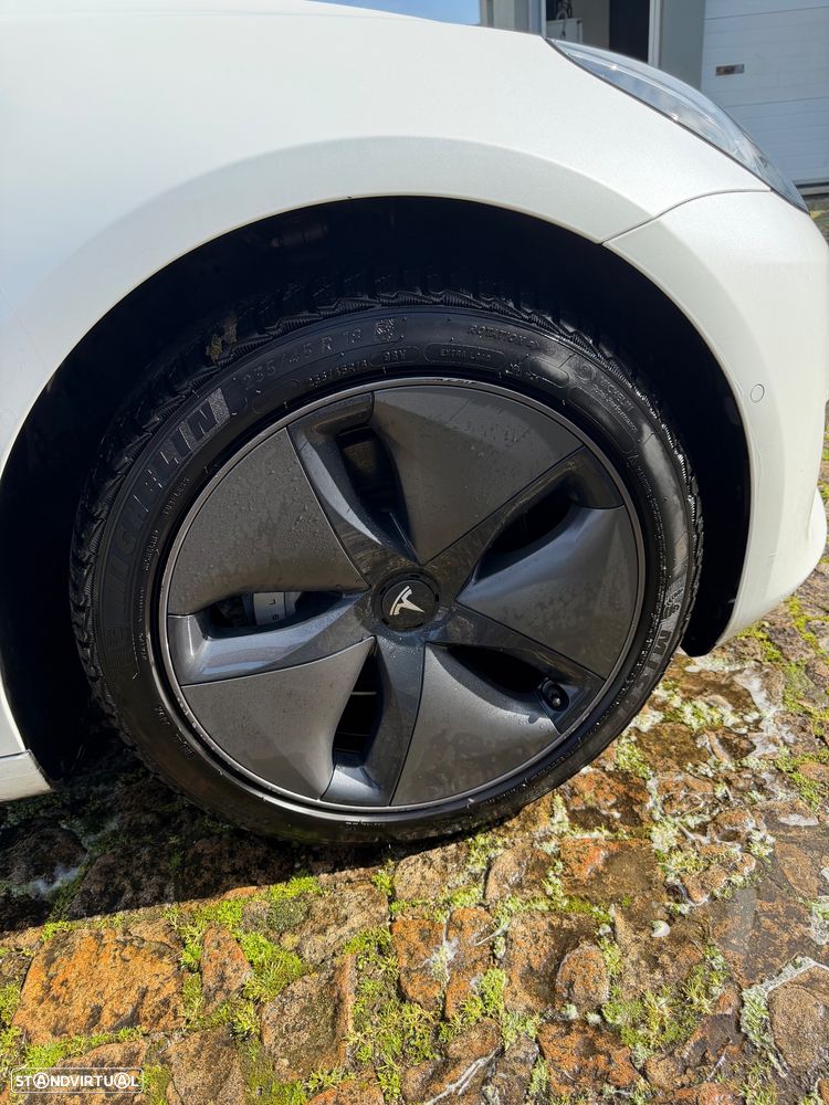 Tesla Model 3 Standard Range Plus RWD - 5