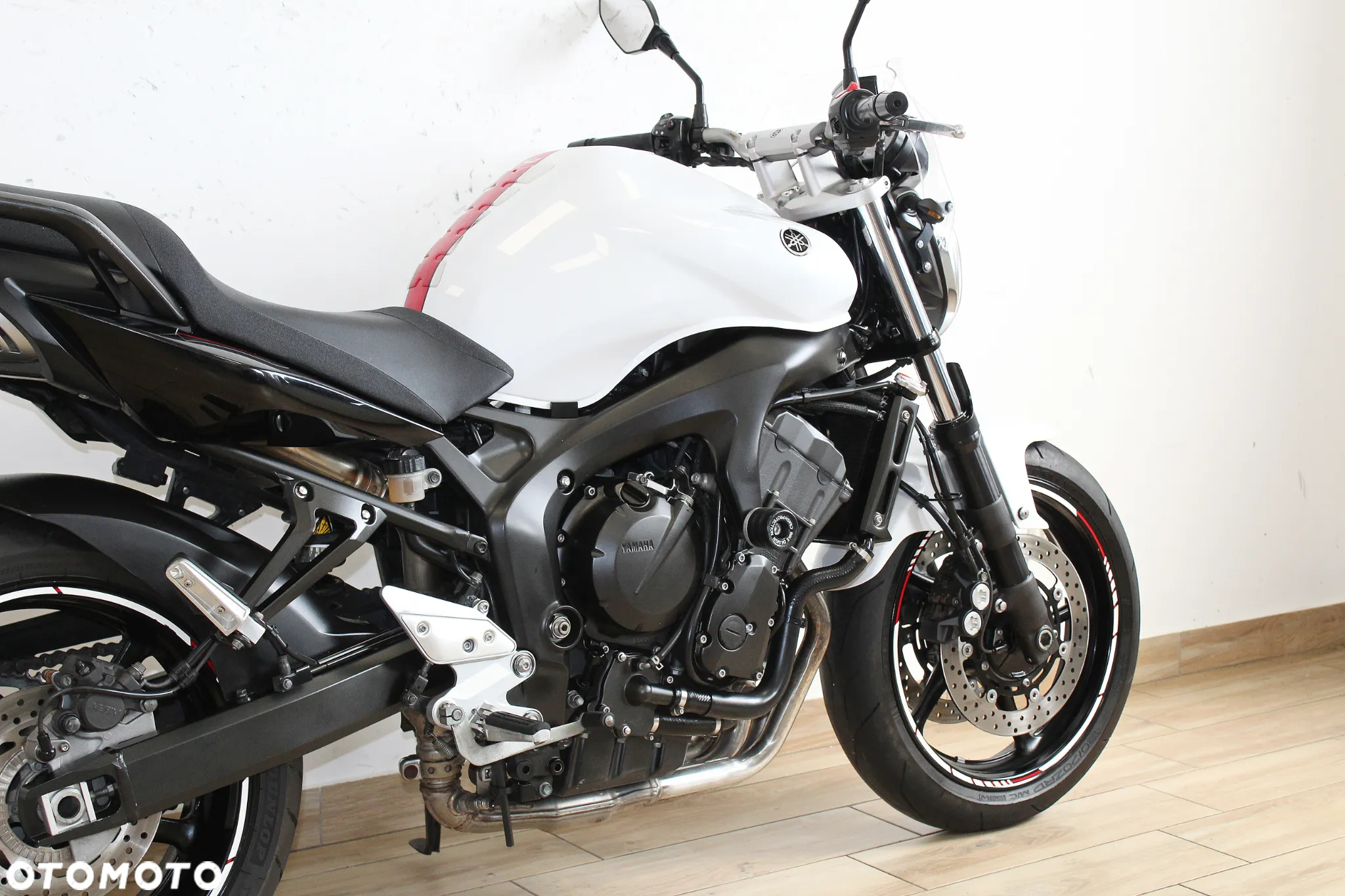 Yamaha FZ - 9