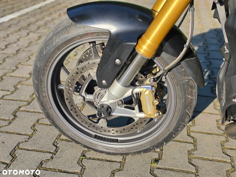 BMW R - 19