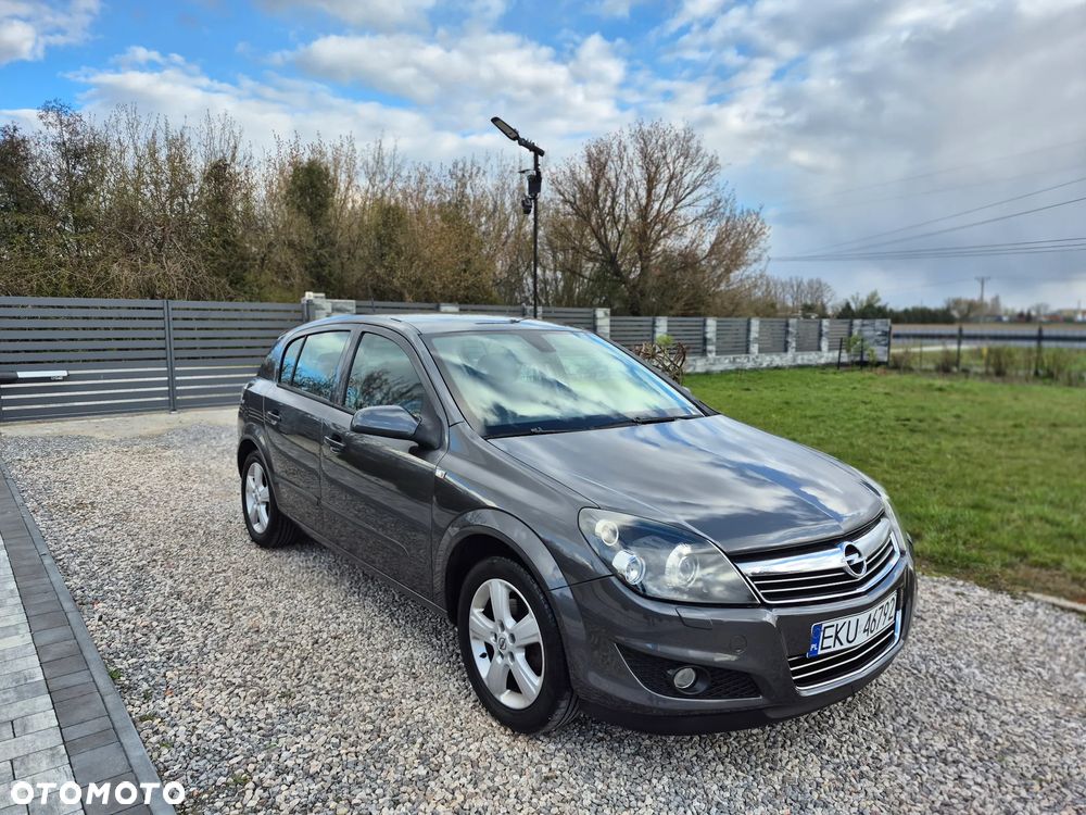 Opel Astra 1.4 Edition 111 Jahre - 3