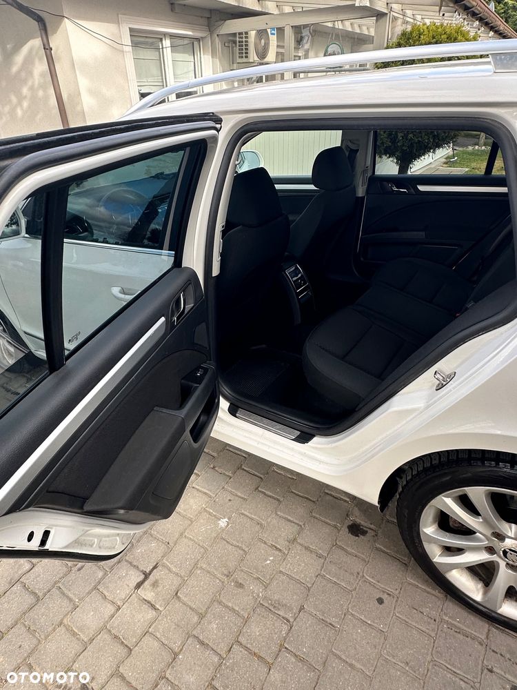 Skoda Superb 2.0 TDI 4x4 Elegance DSG - 27