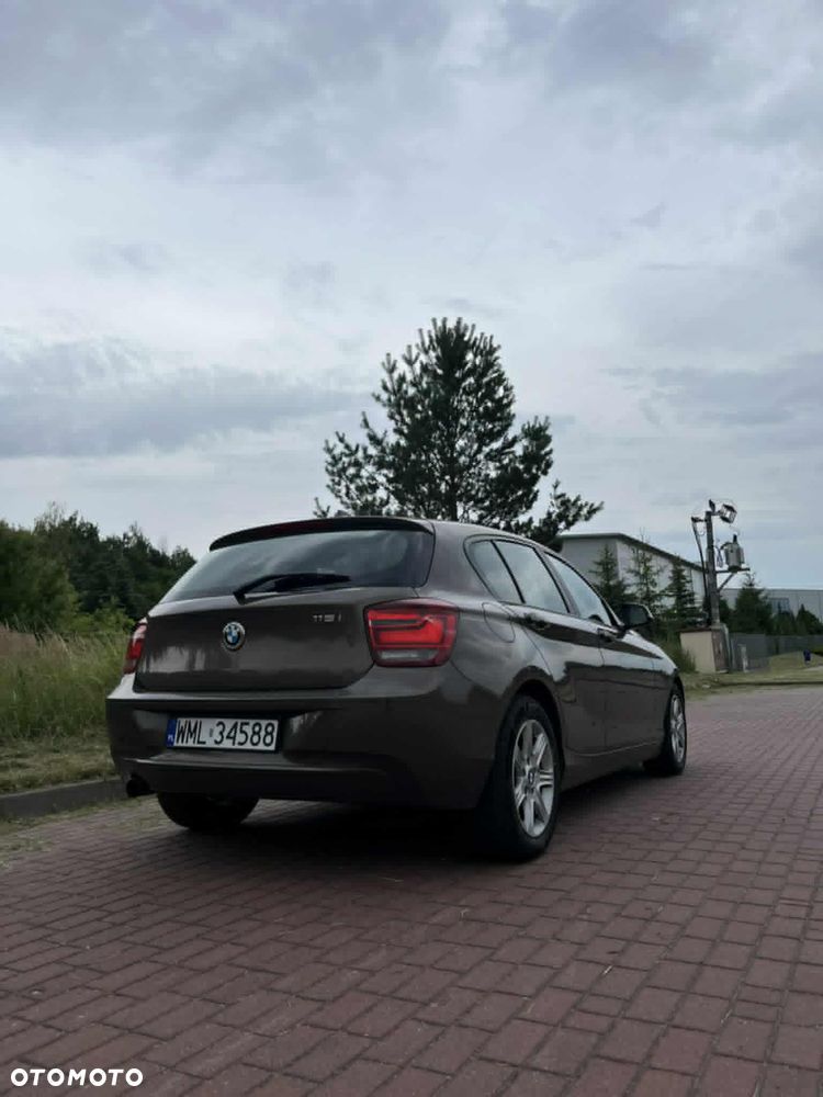 BMW Seria 1 116i - 12