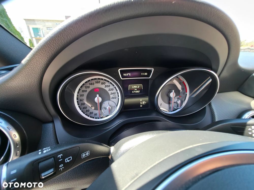 Mercedes-Benz GLA 220 CDI 4-Matic - 13