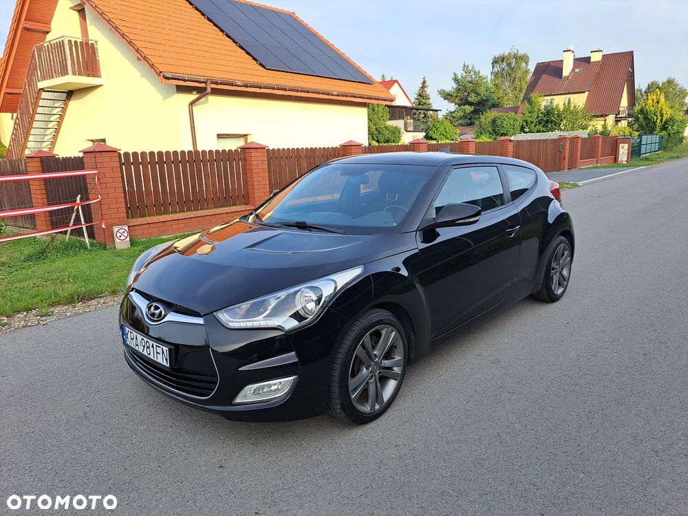 Hyundai Veloster - 1