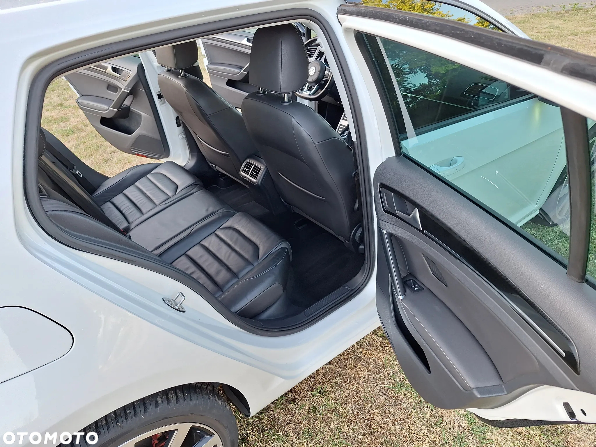 Volkswagen Golf VII 2.0 TDI BMT Highline DSG - 21
