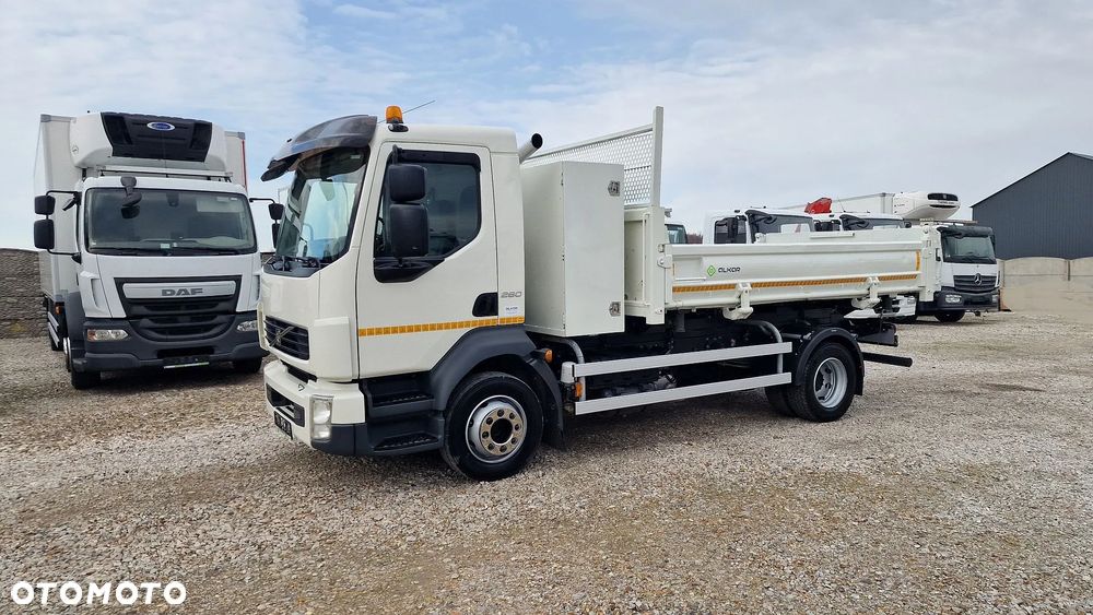 Volvo FL260  4x2 Kiper/ Wywrotka/ Klima/ Blokada /trzy osoby - 6