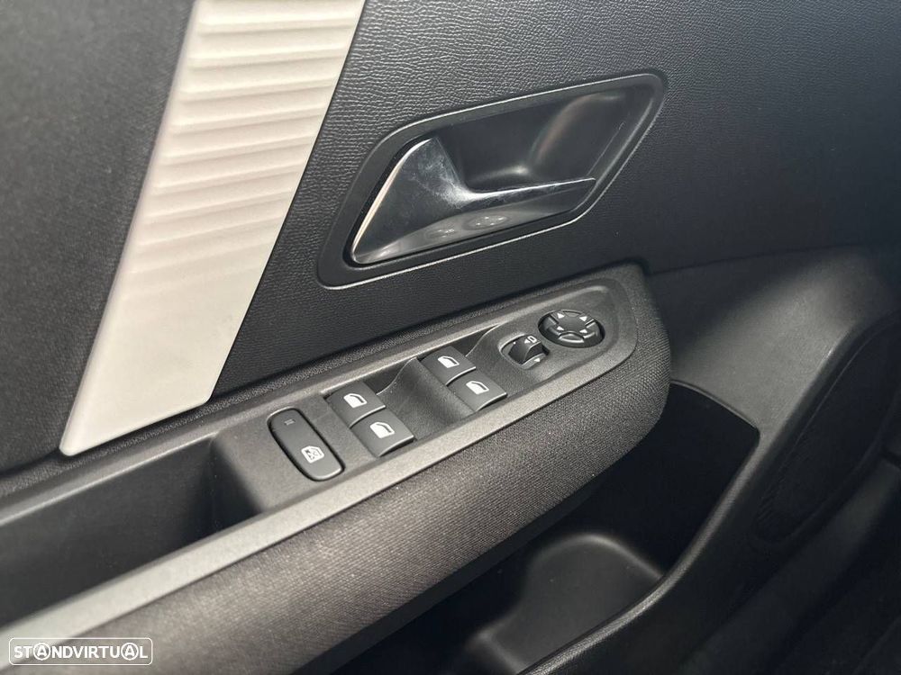 Citroën C4 1.2 Hybrid Plus e-DSC6 - 20