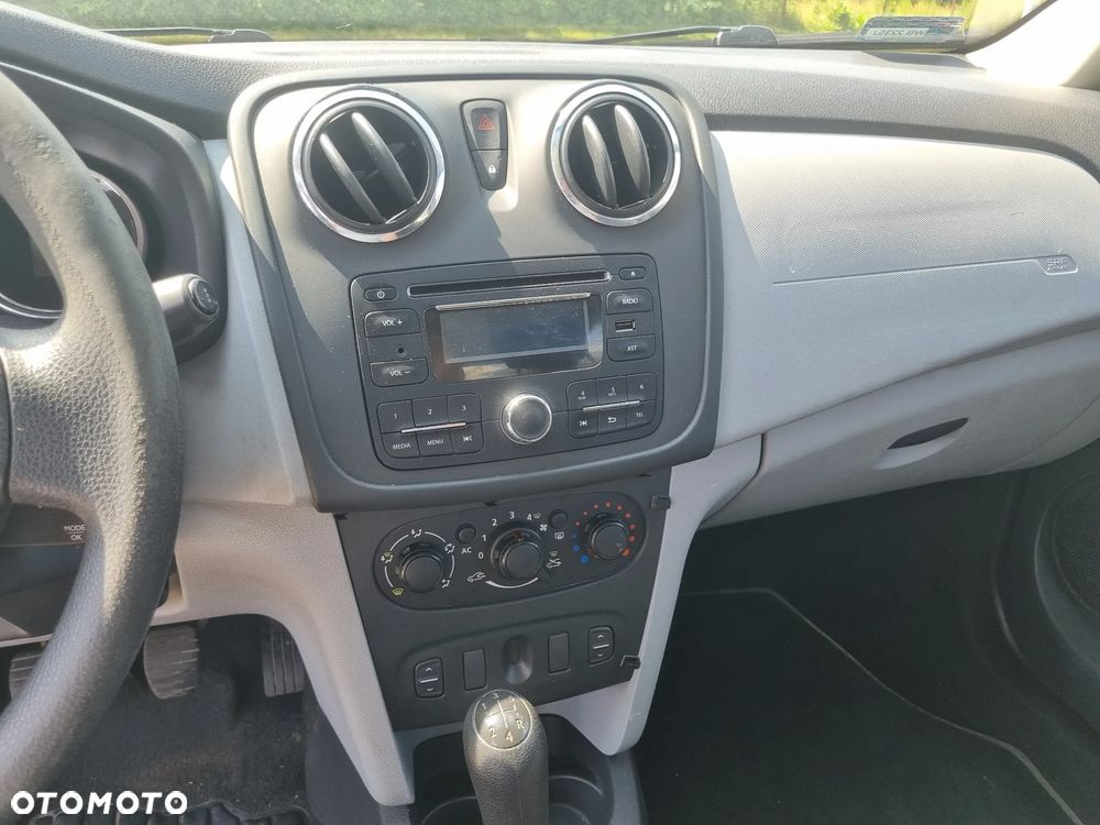 Dacia Logan 1.2 16V Access - 16