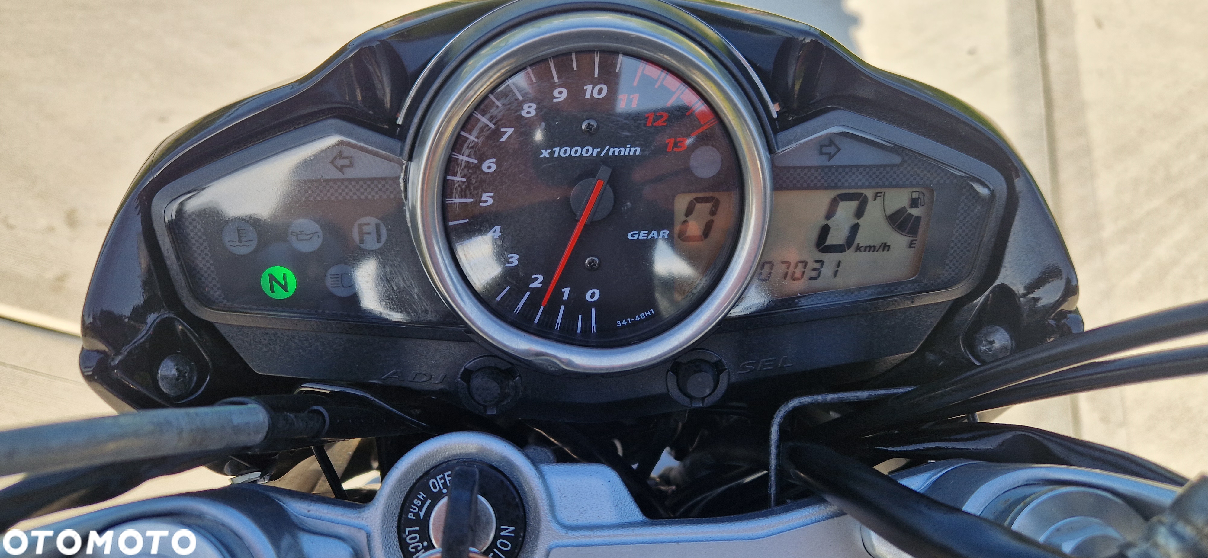 Suzuki GW 250 - 11