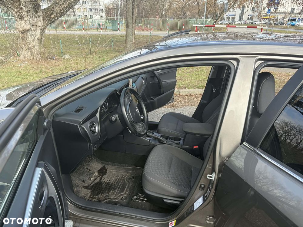 Toyota Corolla 1.6 Comfort - 11