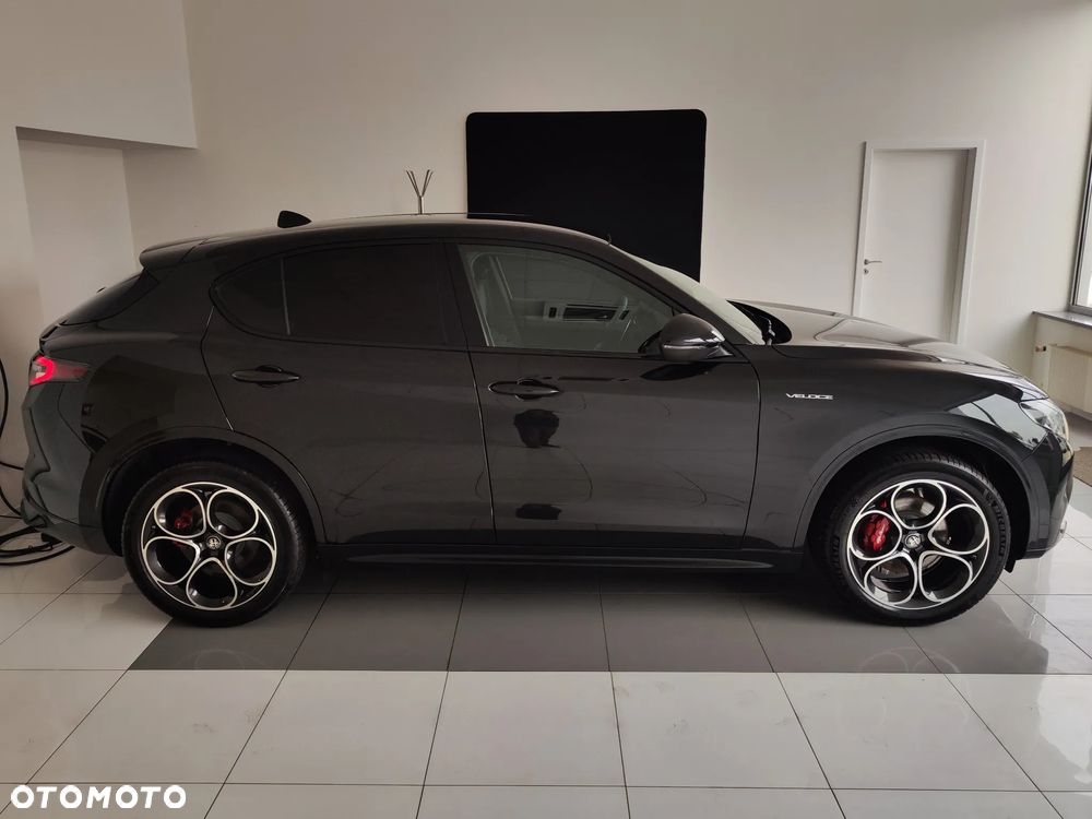 Alfa Romeo Stelvio 2.0 Turbo Veloce Q4 - 4