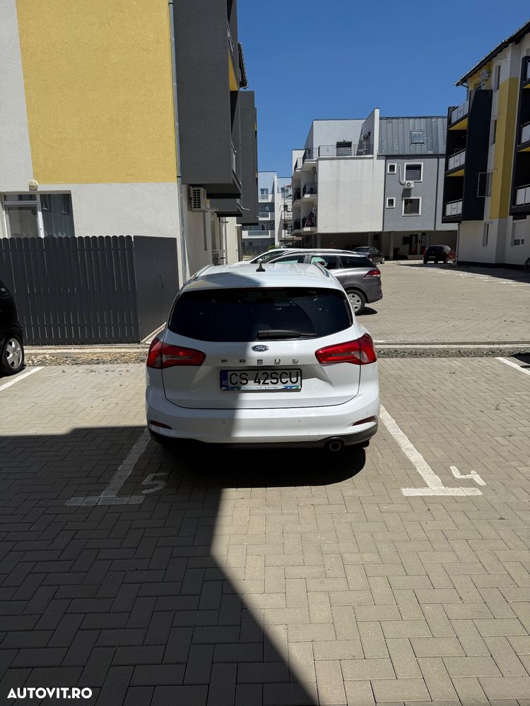 Ford Focus 1.0 EcoBoost Active - 2