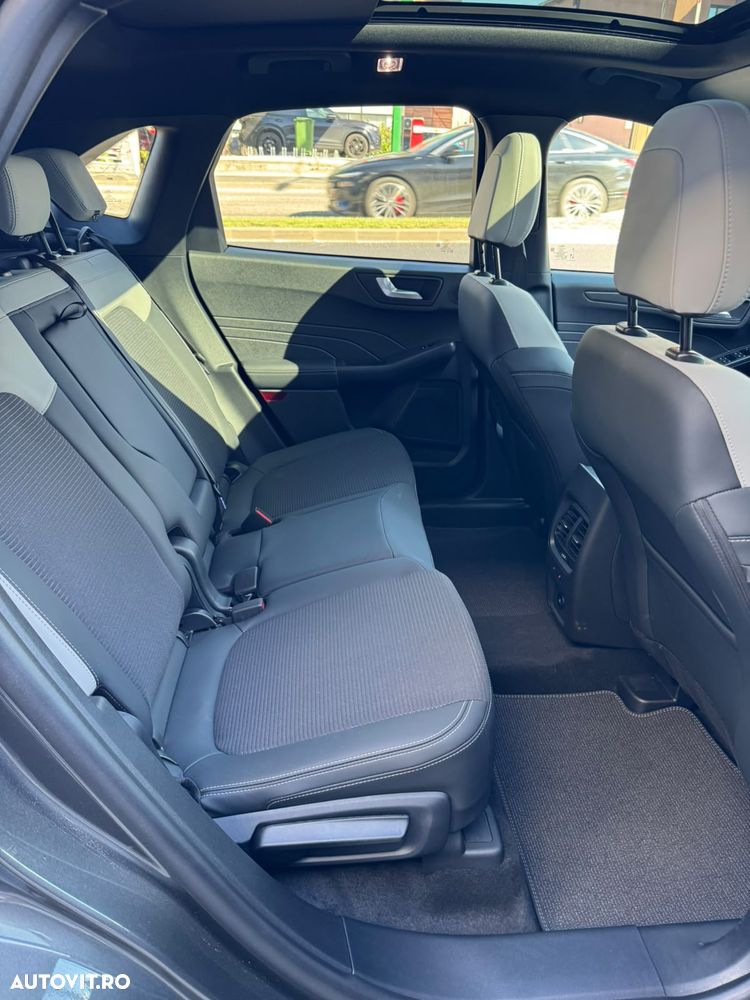 Ford Kuga - 23