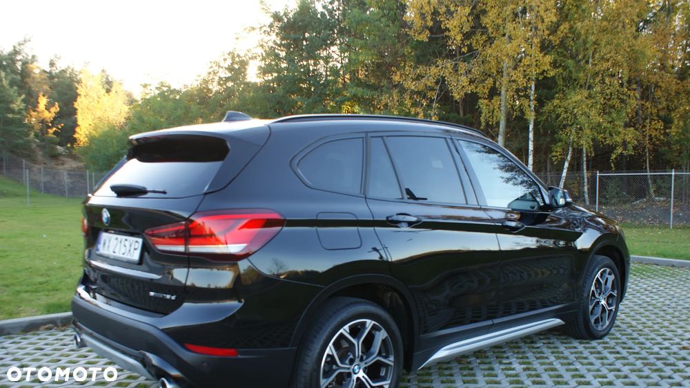 BMW X1 xDrive18d Business Edition - 16