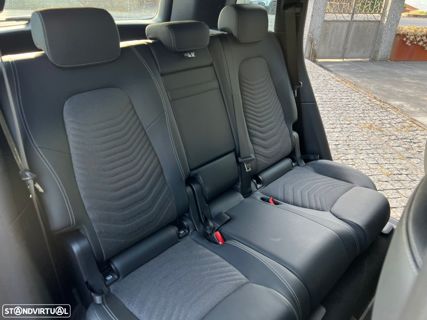 Mercedes-Benz EQB 250 Progressive - 14