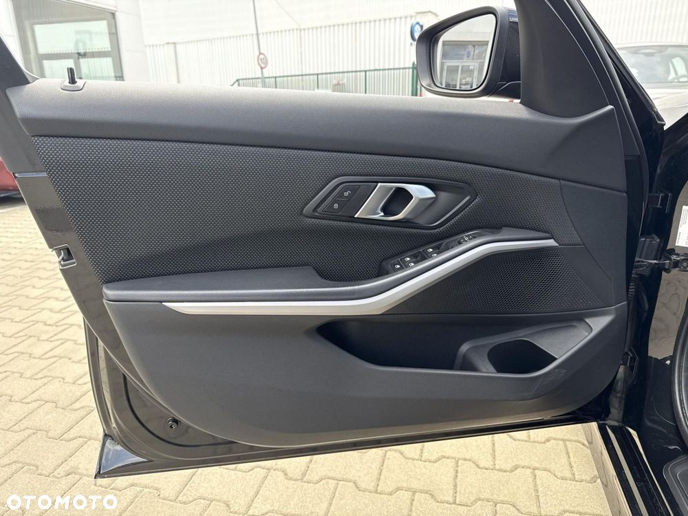 BMW Seria 3 318d Advantage - 20