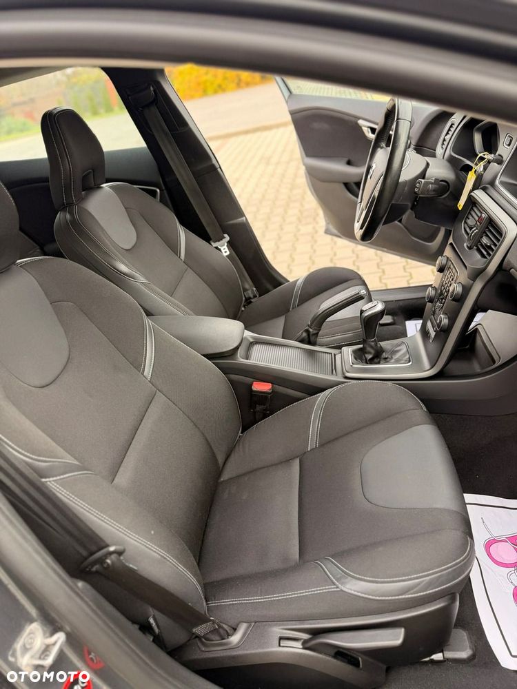 Volvo V40 - 6