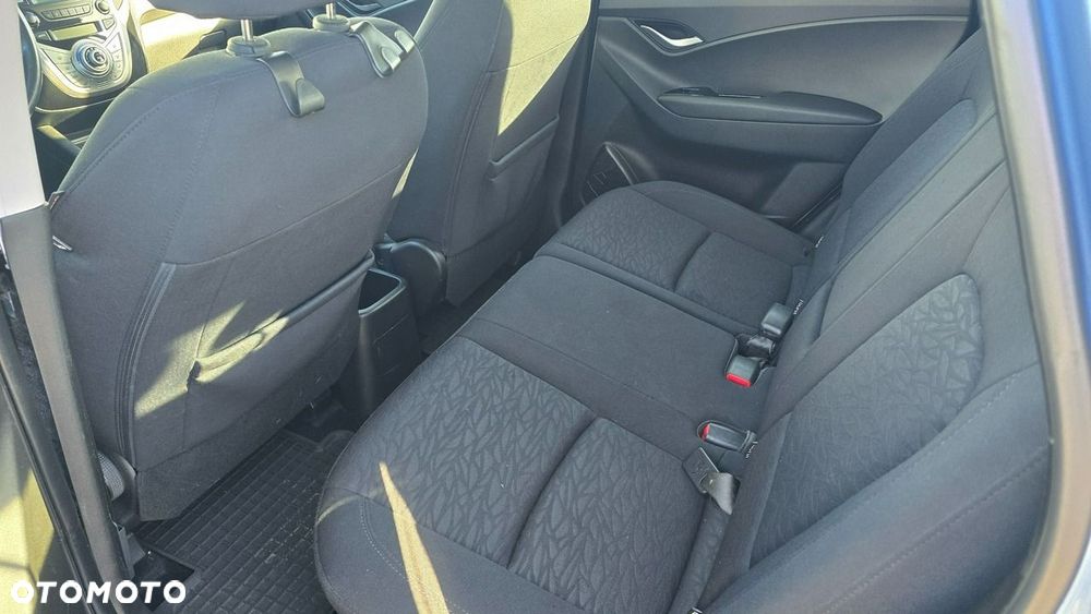 Hyundai ix20 - 17