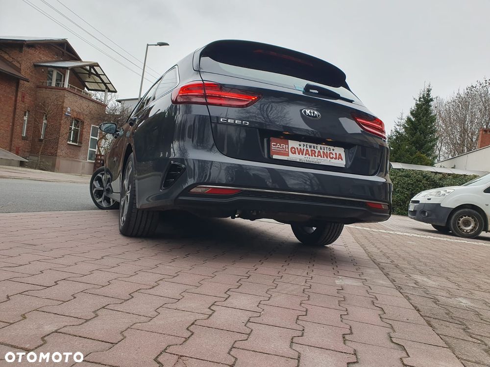 Kia Ceed 1.6 CRDi DCT Spirit - 33