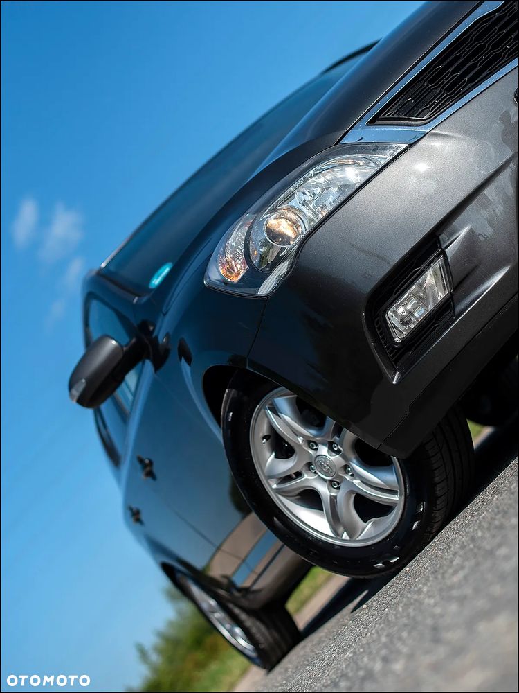 Kia Ceed - 16